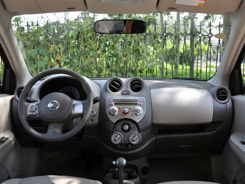 2010款 日产玛驰 1.5L 自动易智版