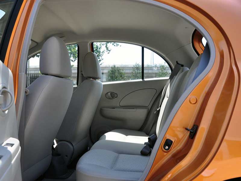 2010款 日产玛驰 1.5L 自动易智版