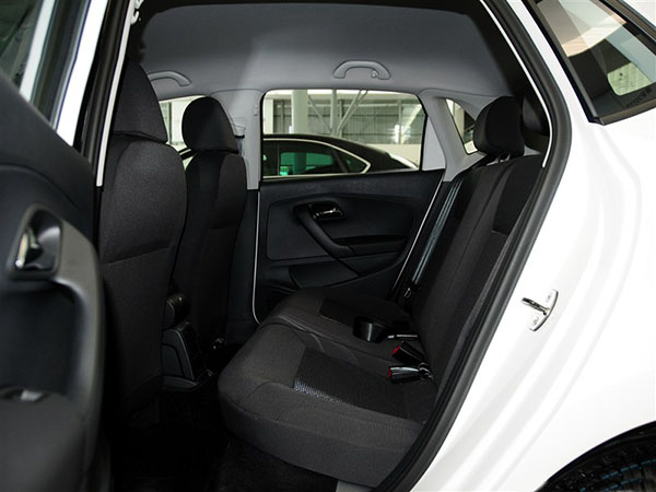2012款 起亚K2 两厢 1.6L AT Premium纪念版