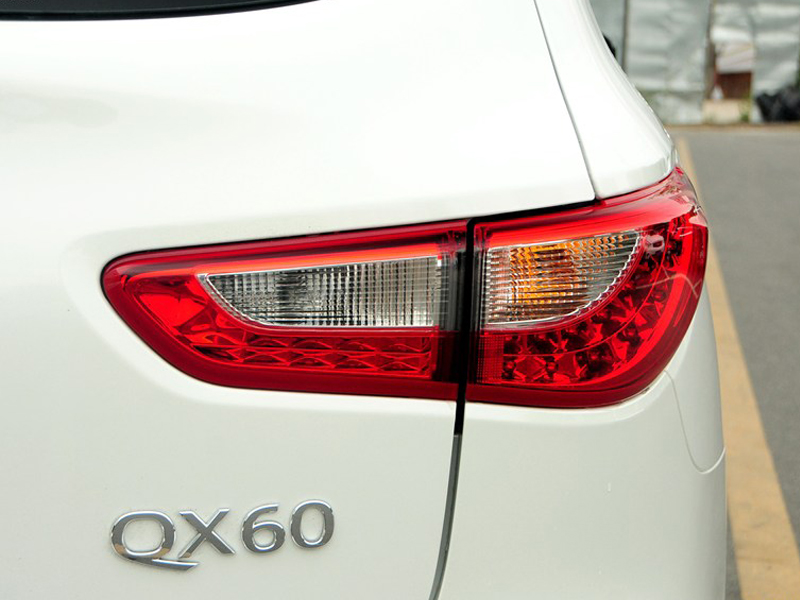 2014款 英菲尼迪QX60 2.5T Hybrid 四驱全能版