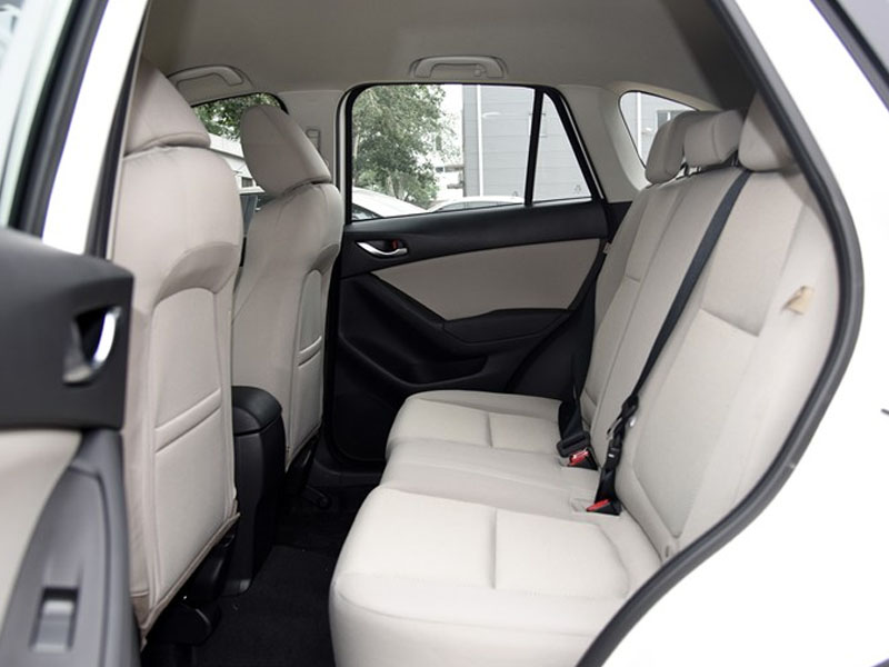 2015款 马自达CX-5 2.0L 自动两驱舒适型