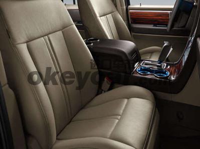 nav17_models_detailflip_leatherseats